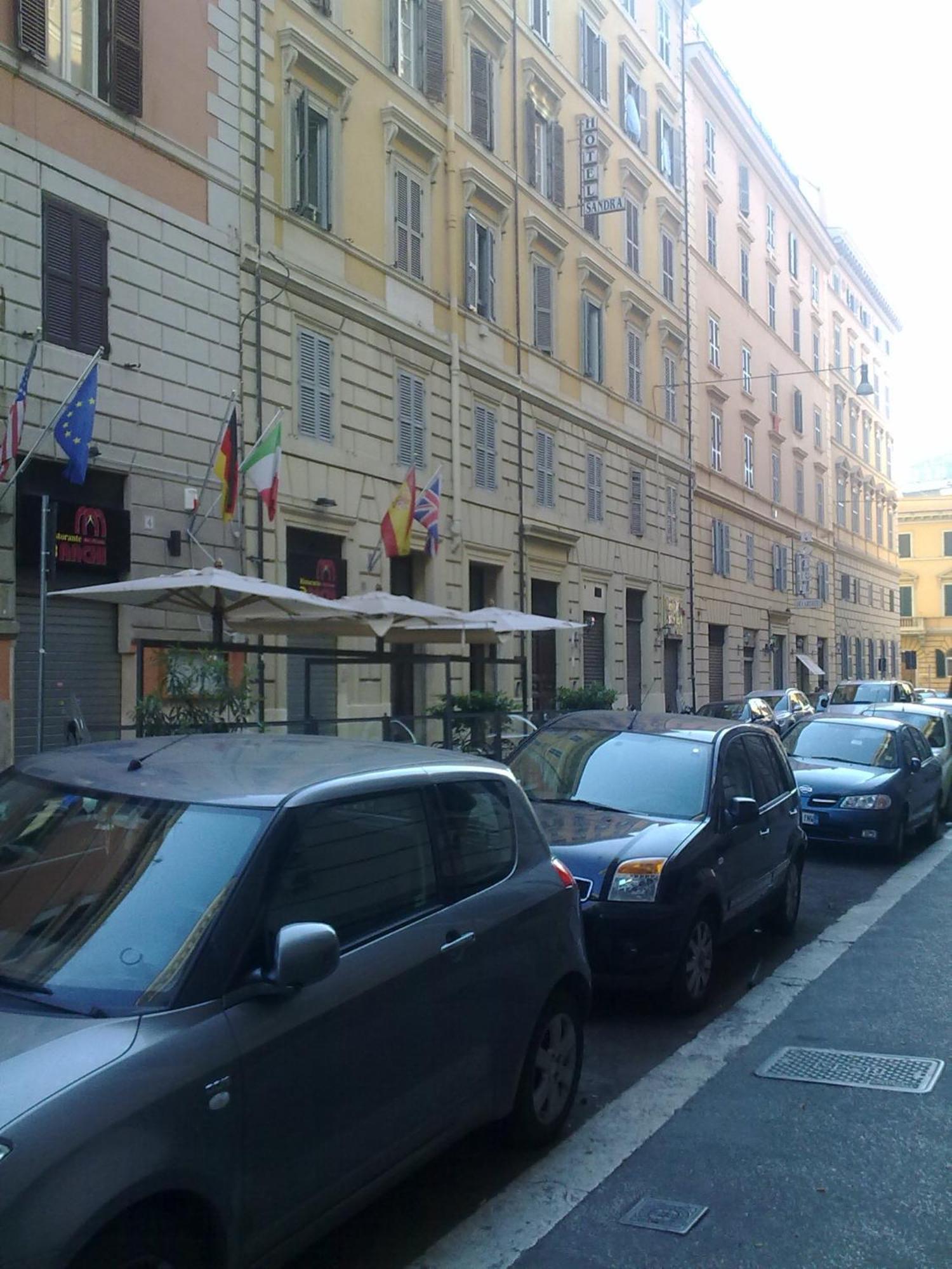 Albergo Sandra โรม ภายนอก รูปภาพ