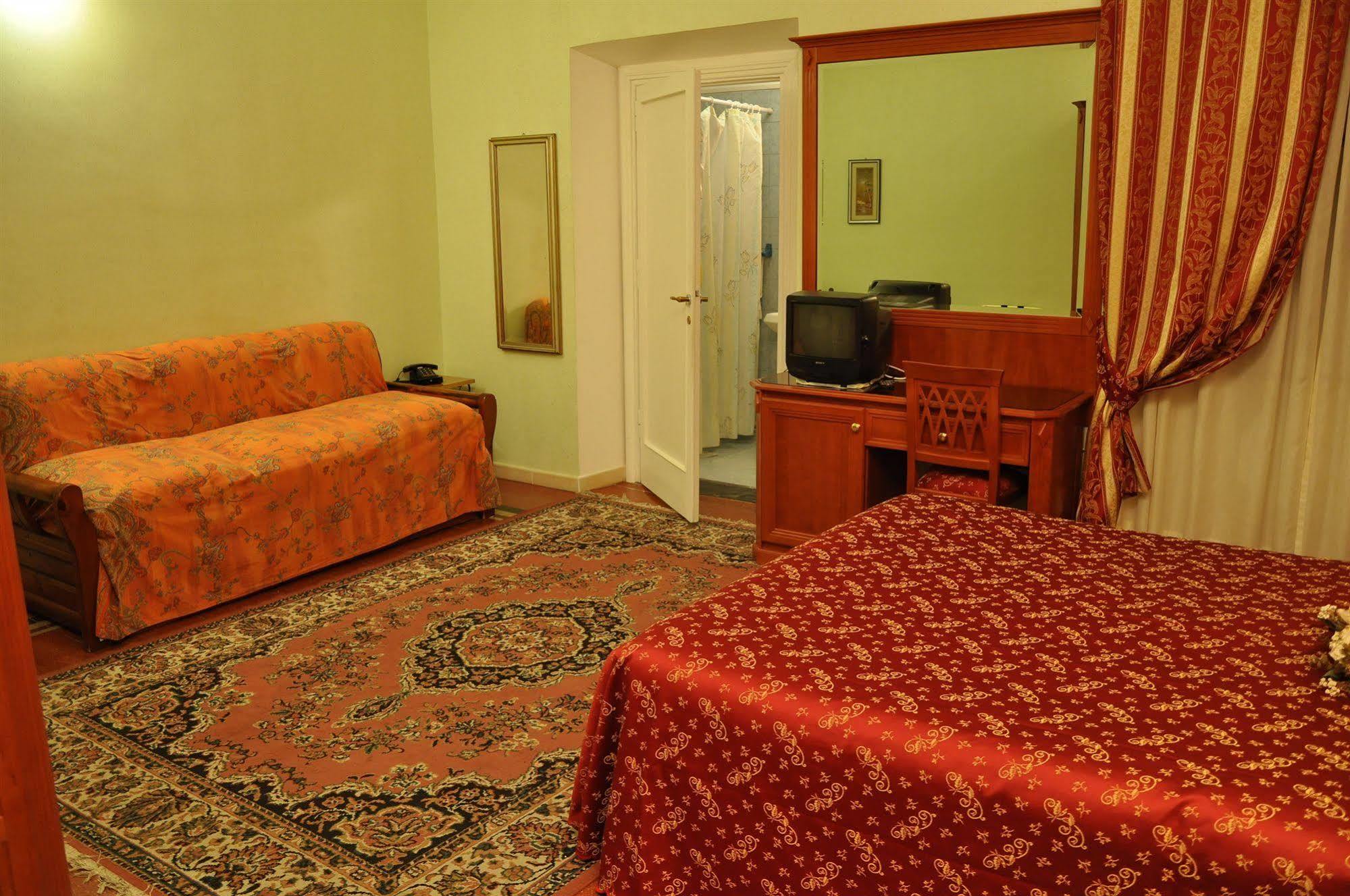 Albergo Sandra โรม ภายนอก รูปภาพ