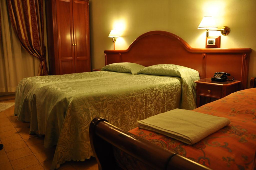 Albergo Sandra โรม ภายนอก รูปภาพ